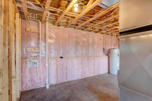 453 Coyote Way, New Richmond, WI 54017