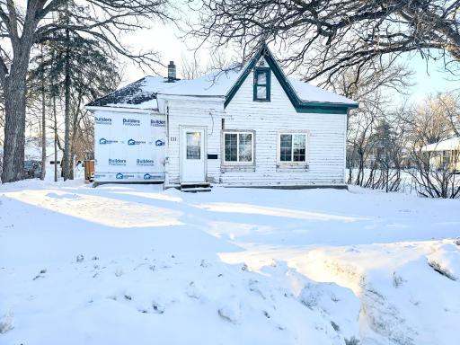 111 Markley Avenue S, Thief River Falls, MN 56701