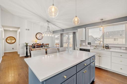 17821 Essex Lane - Web Quality - 015 - 11 Kitchen.jpg