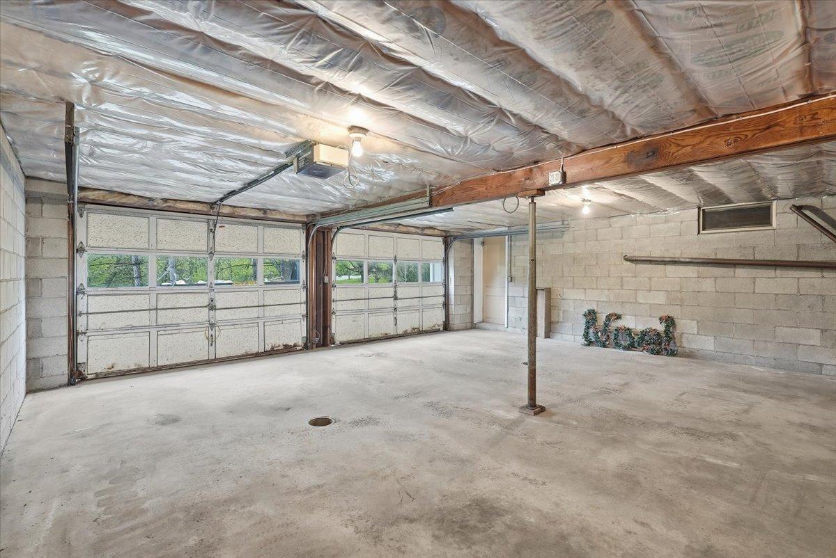 15-Garage attached to House.jpg