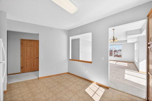 1900 Rush Lake Trail, 232, Saint Paul, MN 55112