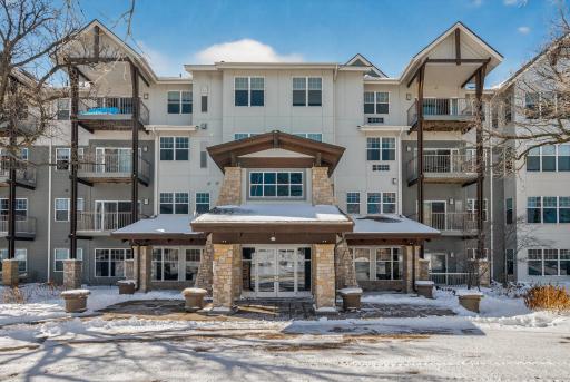 1900 Rush Lake Trail, 232, Saint Paul, MN 55112