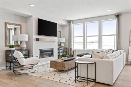 6304 Highland Hills Boulevard S, Cottage Grove, MN 55016