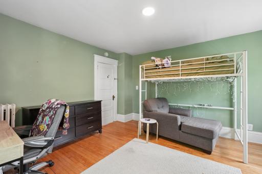 3828 S 11th Avenue S, Minneapolis, MN 55407