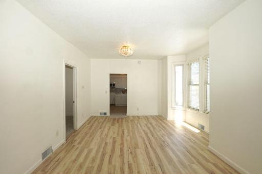 601 Sims Avenue, Saint Paul, MN 55130