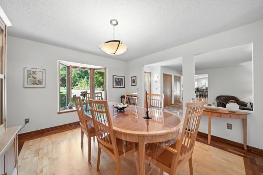 1000 Heritage Lane, Wayzata, MN 55391