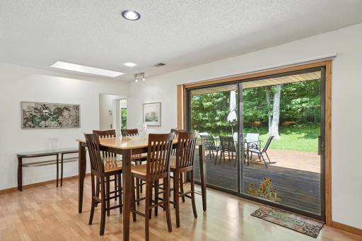 1000HeitageLaneinformaldining and huge slider to deck