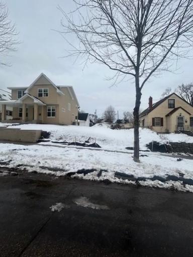 1237 Stanford Avenue, Saint Paul, MN 55105