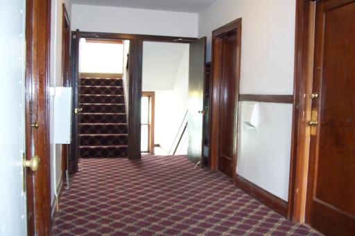 195 Lexington Parkway N, Saint Paul, MN 55104