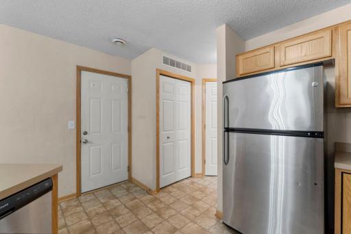 6065 Manchester Avenue NE, Otsego, MN 55301