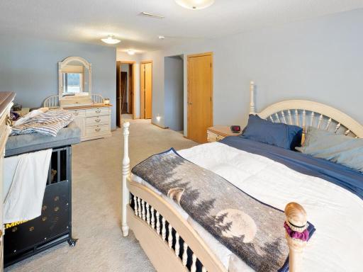4391 Bridgewater Road, South Haven, MN 55382