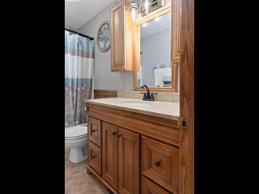 4391 Bridgewater Road, South Haven, MN 55382