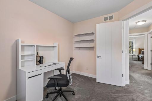 Alternate view of this flex room - bonus space you'd appreciate!