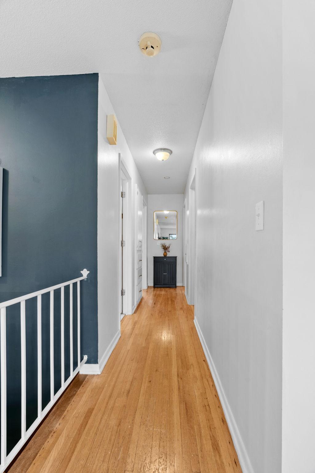 36-web-or-mls-3321 Churchill St-36.jpg