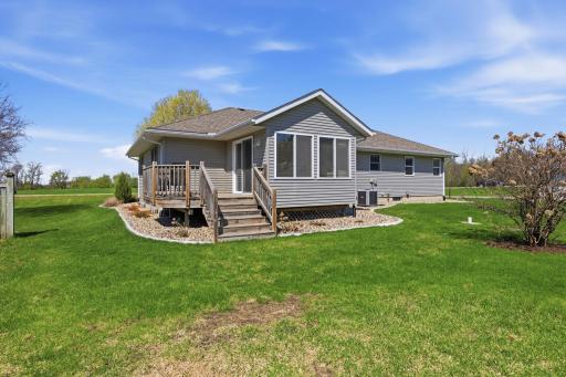 19388 Memory Circle, Hutchinson, MN 55350
