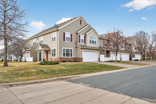 5055 Holly Lane N, 4, Plymouth, MN 55446