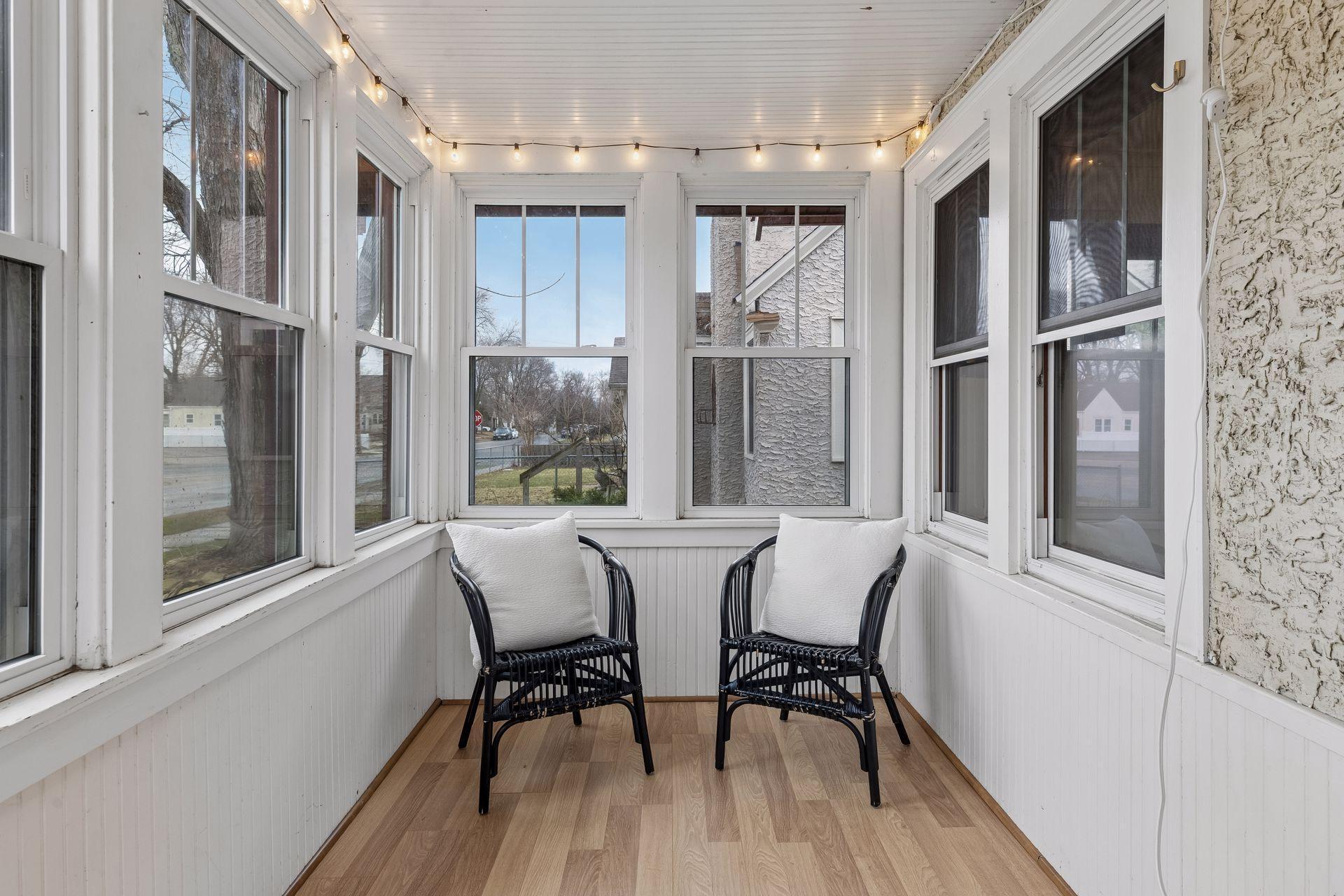 Another shot of the sweet front porch.