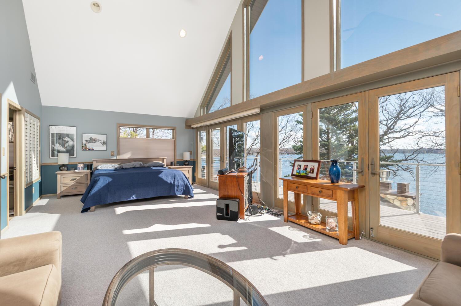 The breathtaking primary suite! It is like you are on a dream vacation all year round!