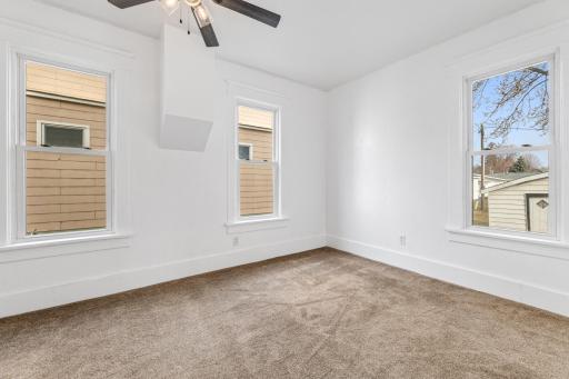 309 E Lincoln Street, Caledonia, MN 55921