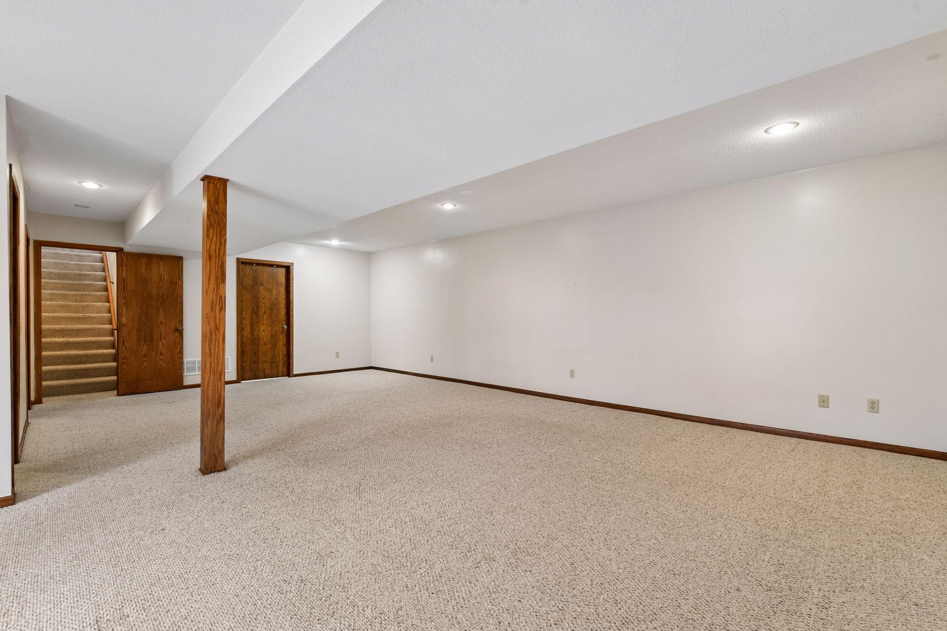 8030 81st Street - Spacecrafting - 0035.jpg