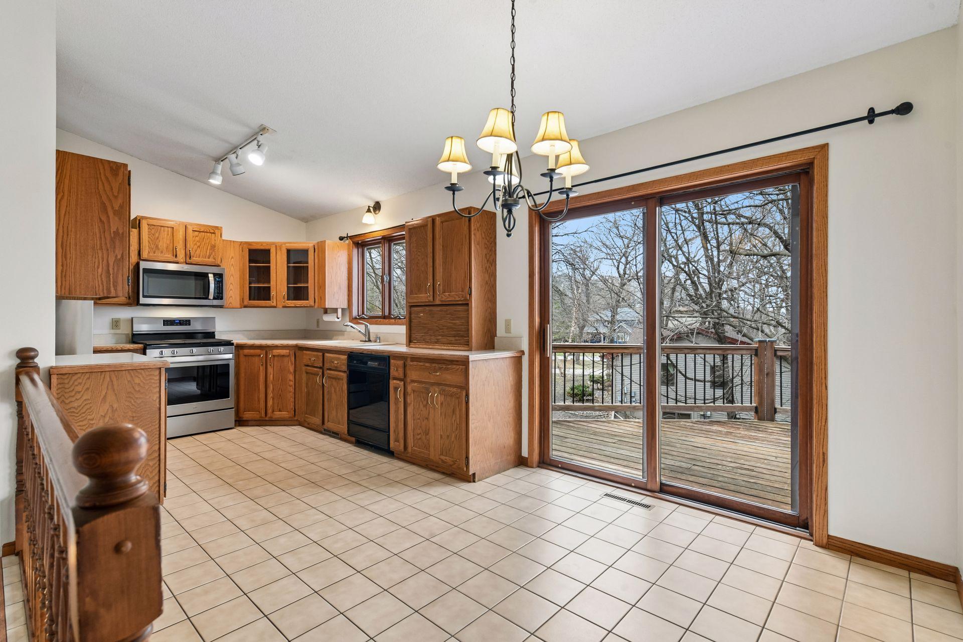 8030 81st Street - Spacecrafting - 0020.jpg