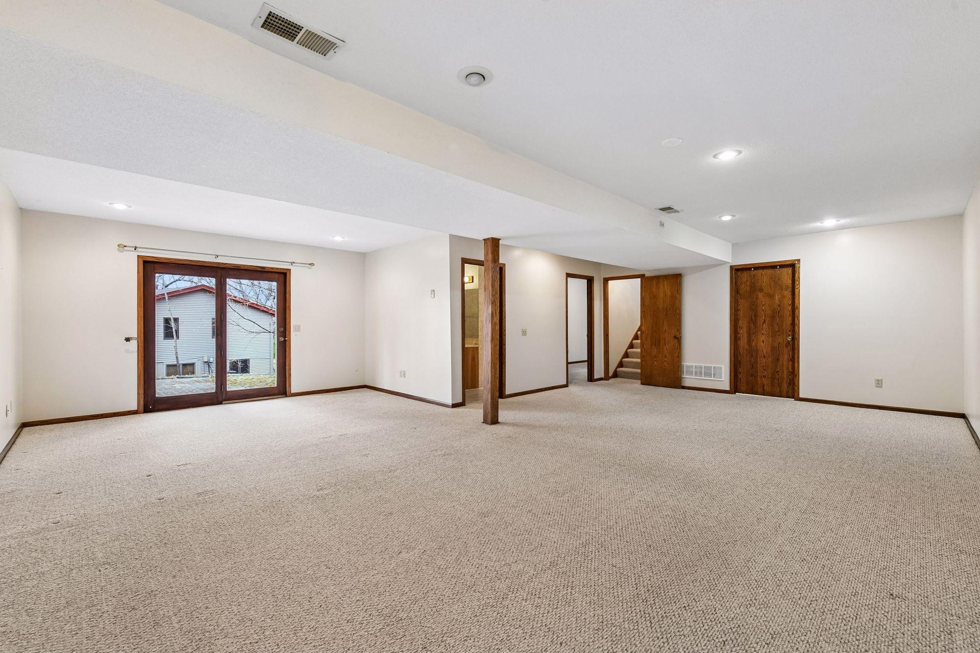 8030 81st Street - Spacecrafting - 0034.jpg