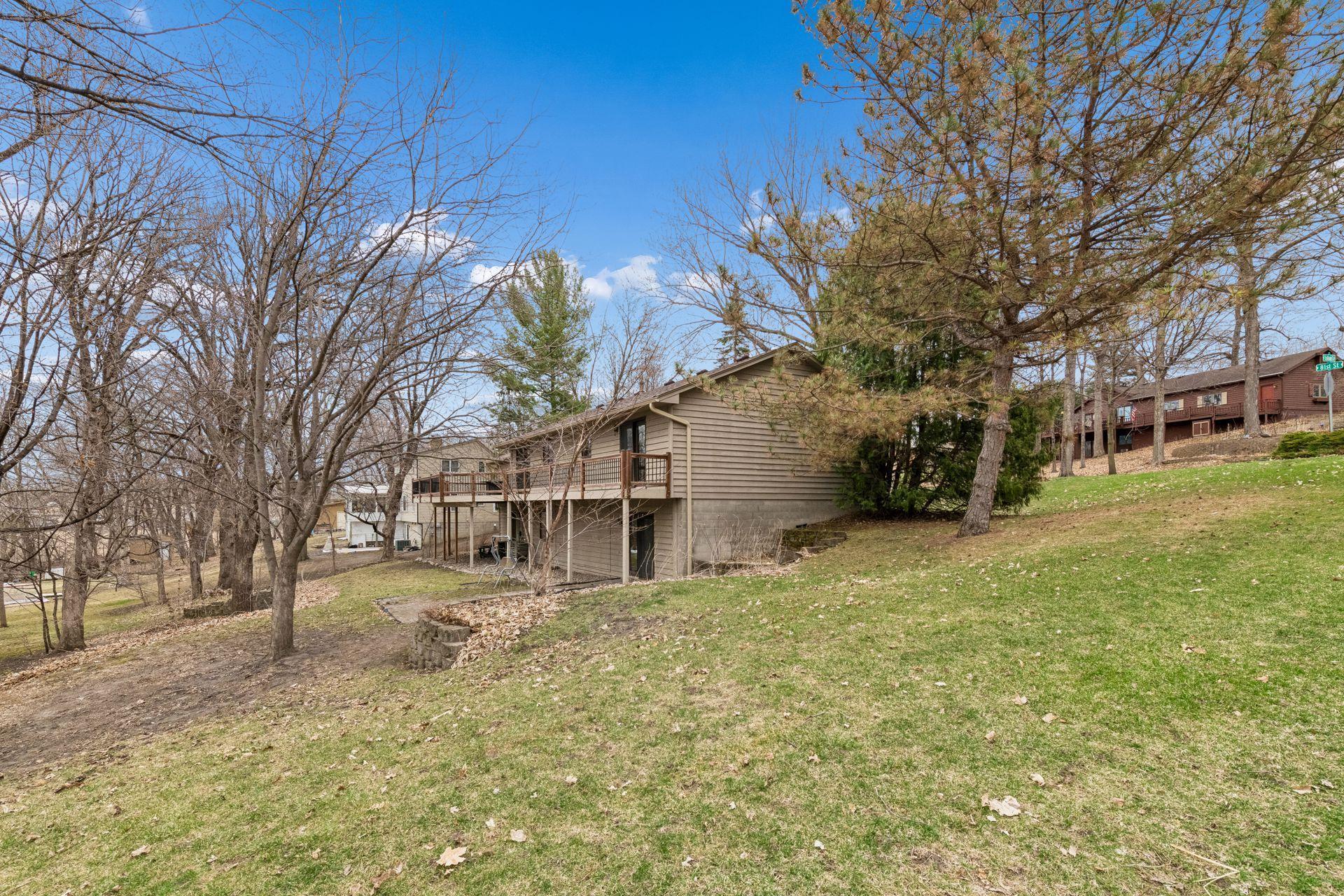 8030 81st Street - Spacecrafting - 0040.jpg