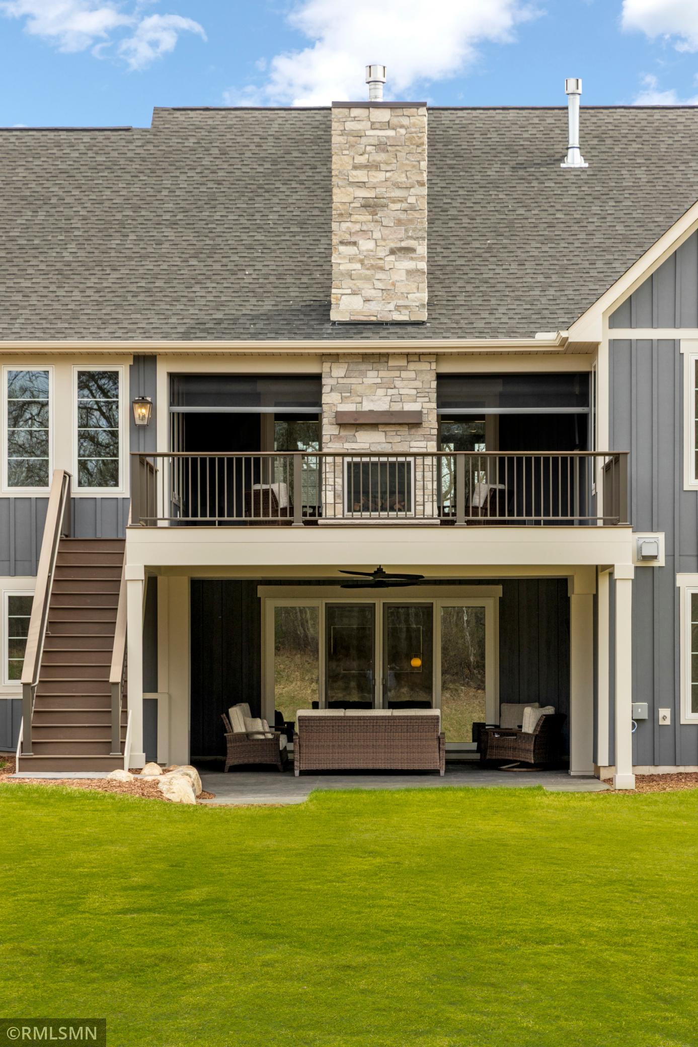 Creative Homes - 5720 57th Pl N - Exteriors - 012.jpg