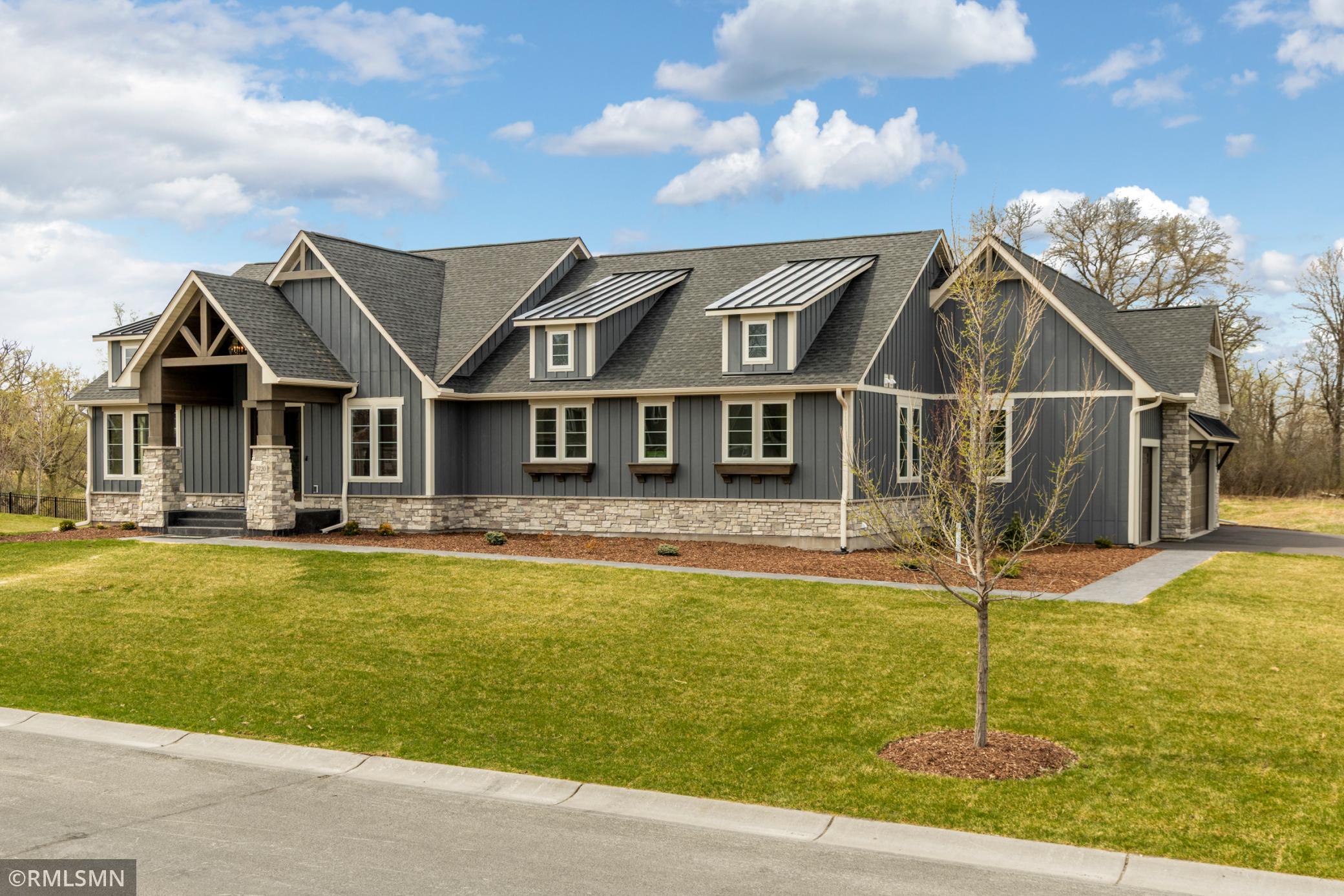 Creative Homes - 5720 57th Pl N - Exteriors - 001.jpg