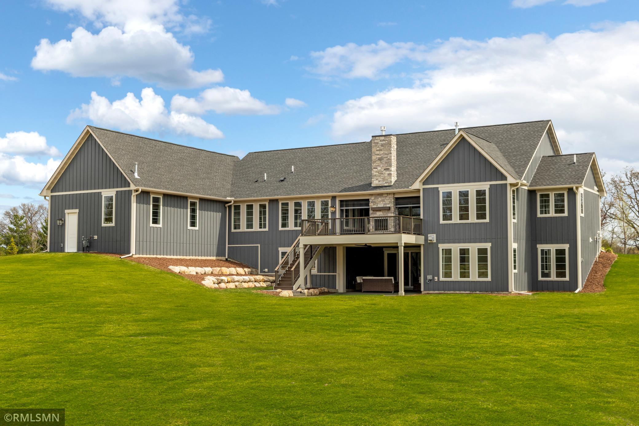 Creative Homes - 5720 57th Pl N - Exteriors - 009.jpg