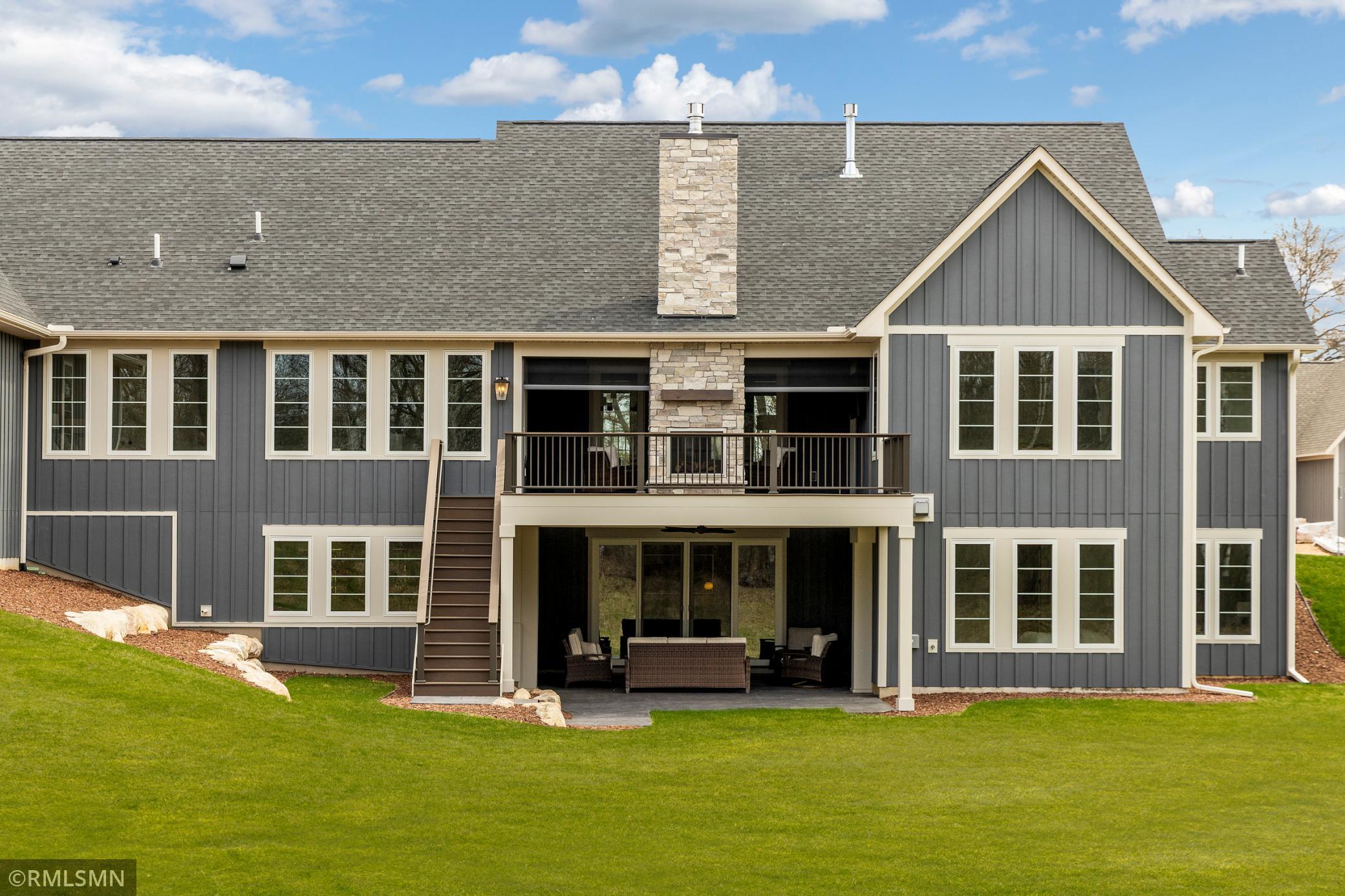 Creative Homes - 5720 57th Pl N - Exteriors - 011.jpg