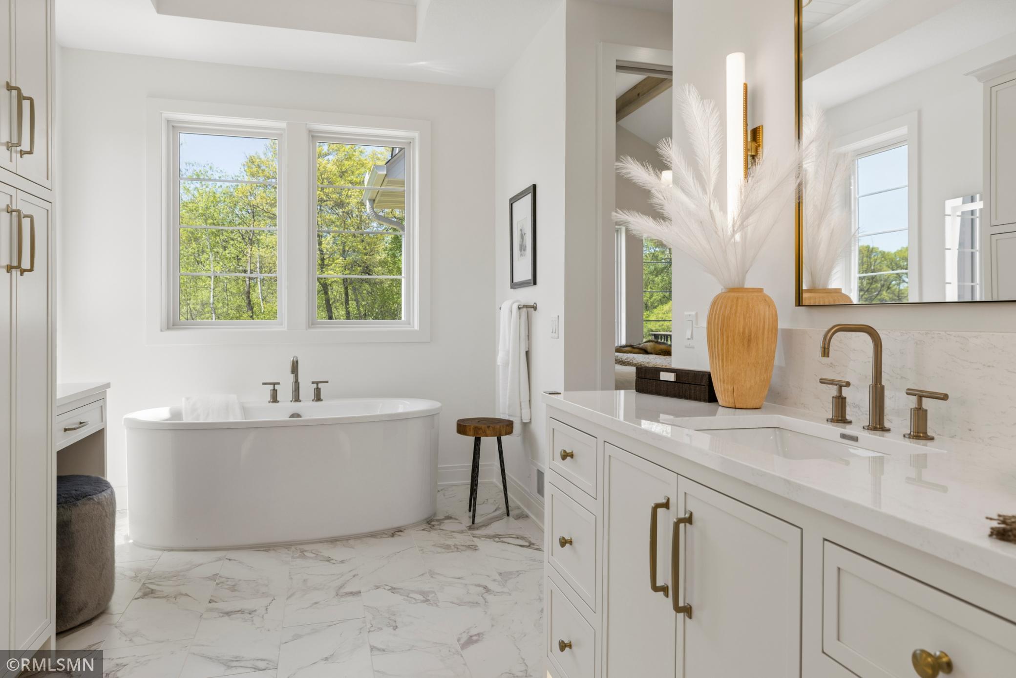 Creative Homes - 5720 57th St N - 044.jpg