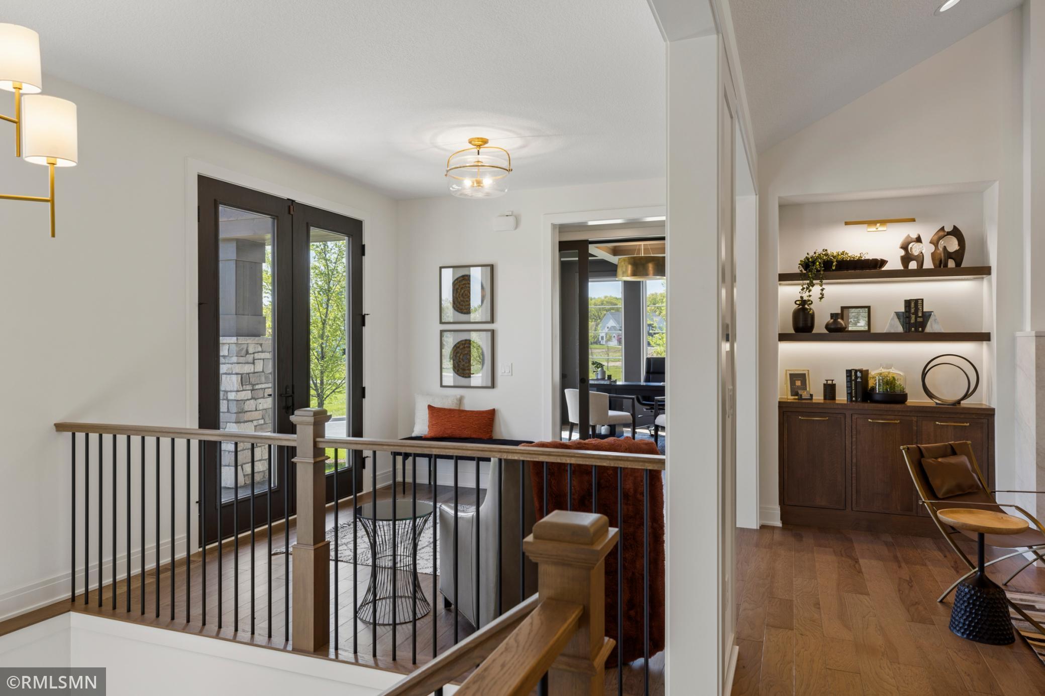 Creative Homes - 5720 57th St N - 007.jpg
