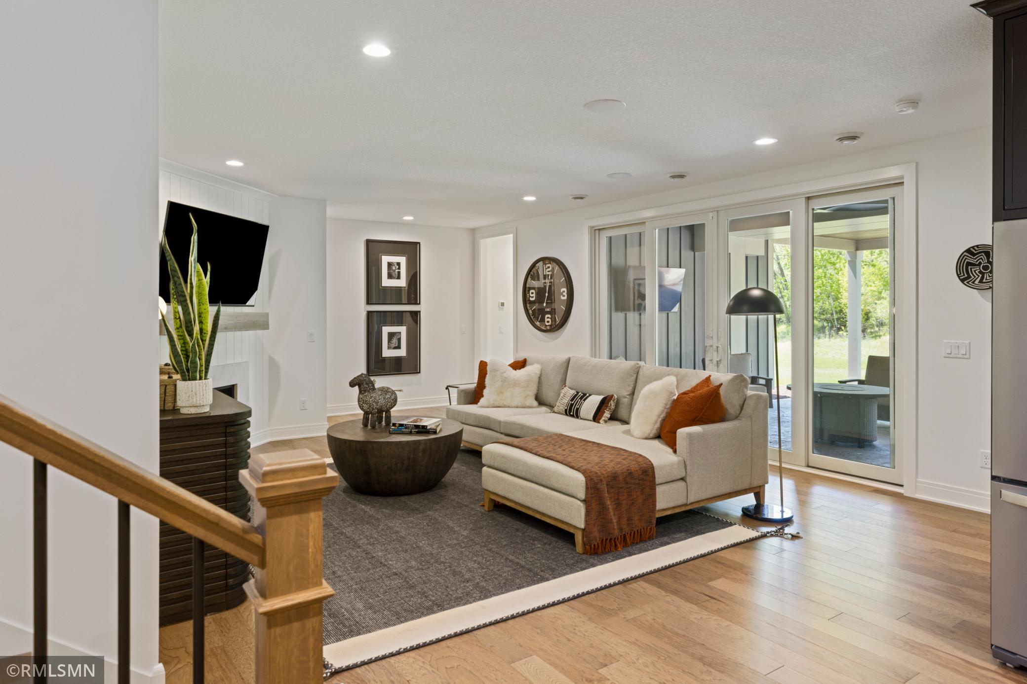 Creative Homes - 5720 57th St N - 054.jpg