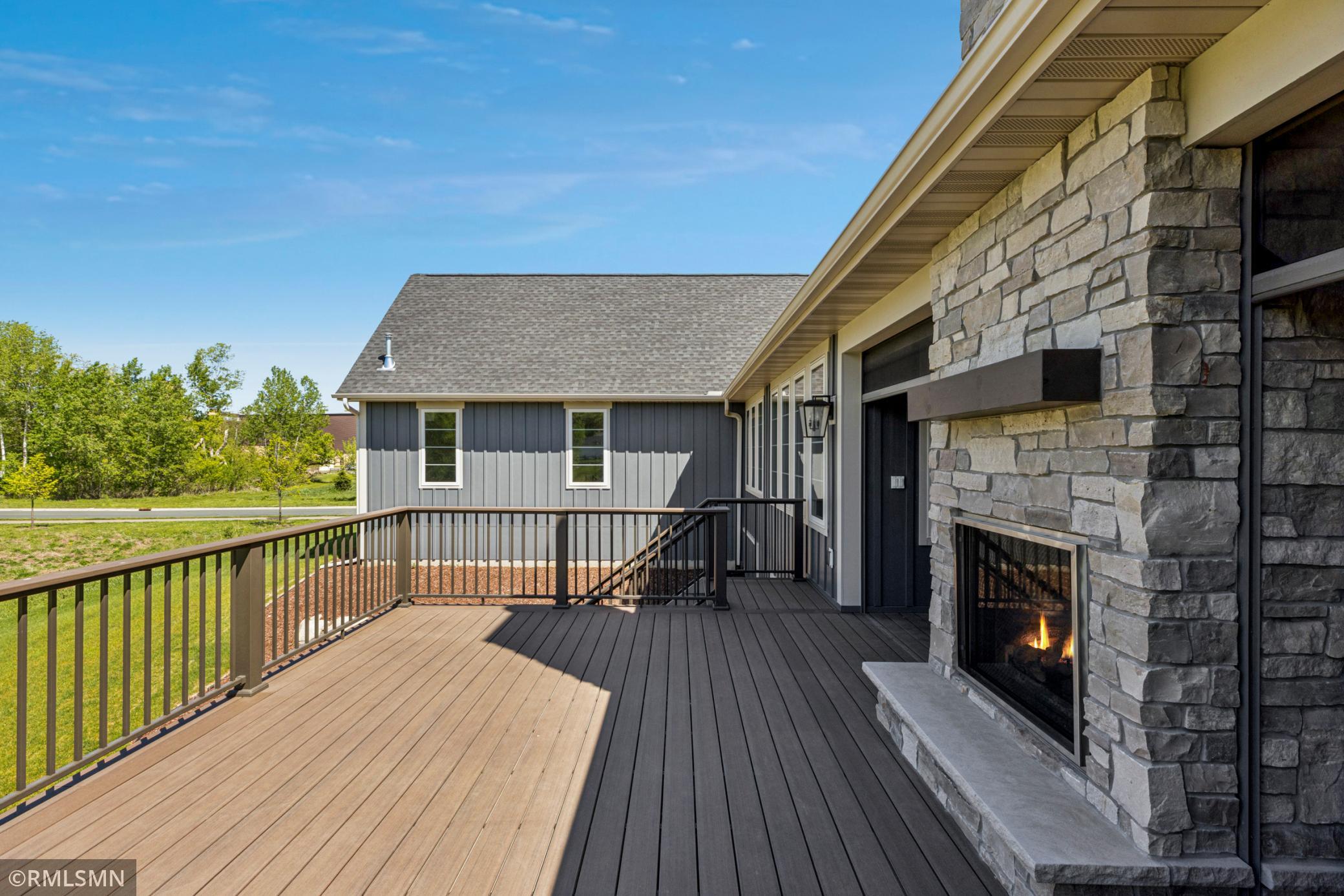 Creative Homes - 5720 57th St N - 085.jpg