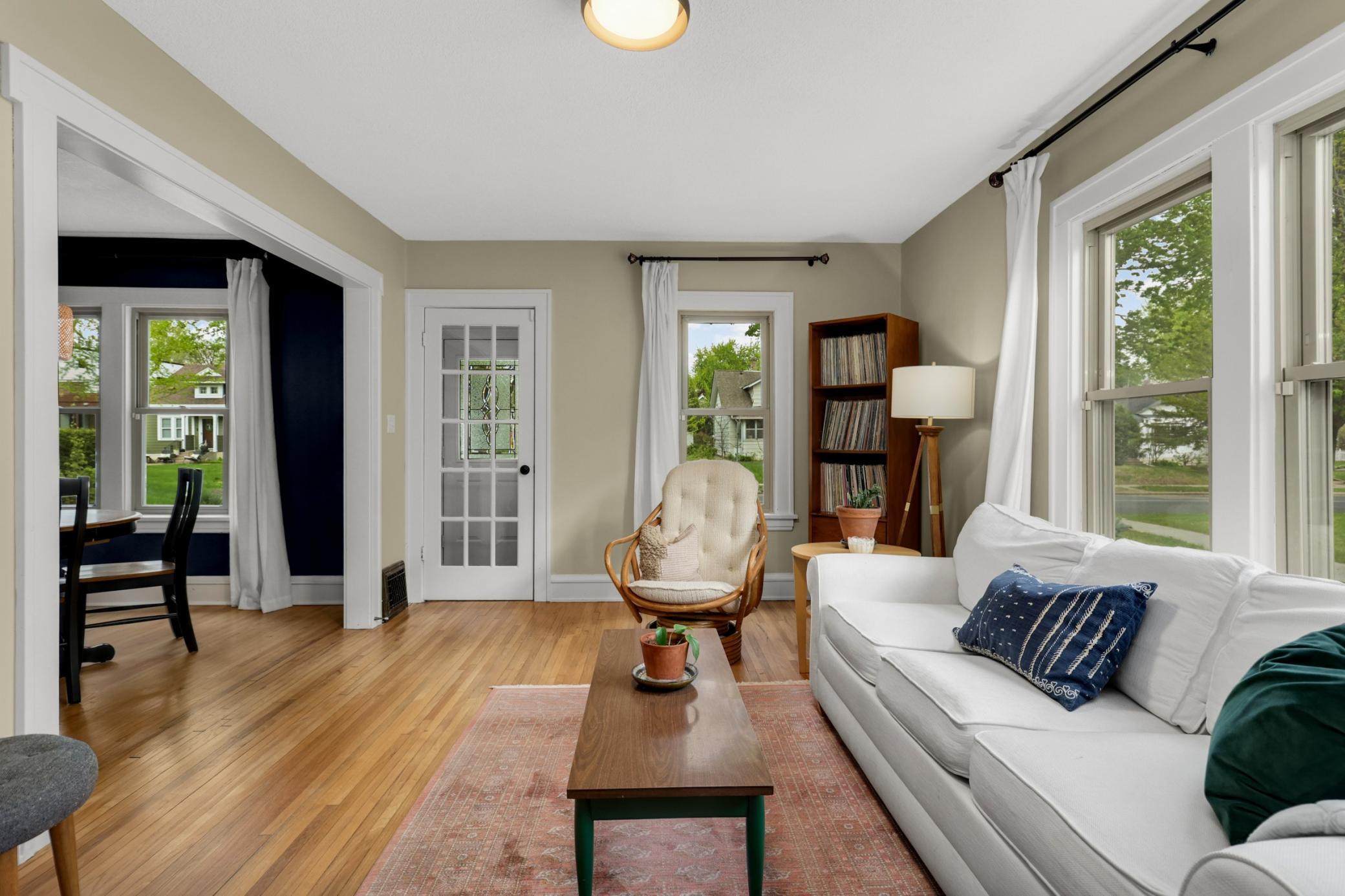 Into the coziest home in Windom.