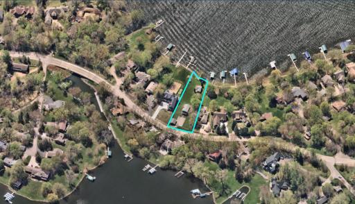 4485_NorthShoreDr_Orono_AerialSouth.jpg