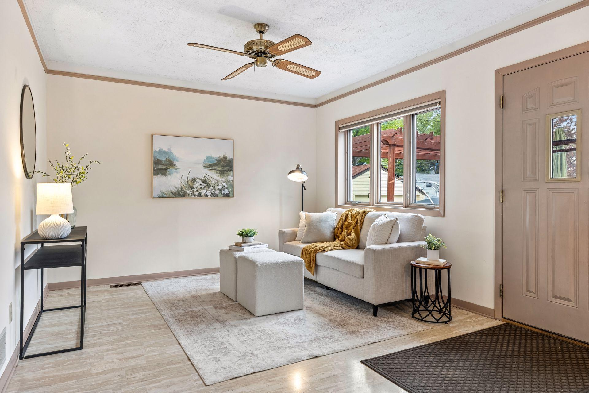 Not often found in the Avenues home. A great room off the kitchen & informal dining area.