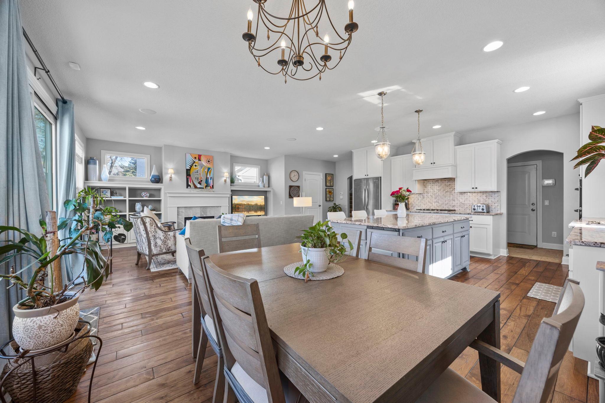 31-web-or-mls-5928 Wooddale Ave-139.jpg