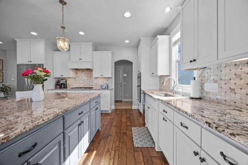 5928 Wooddale Avenue, Edina, MN 55424