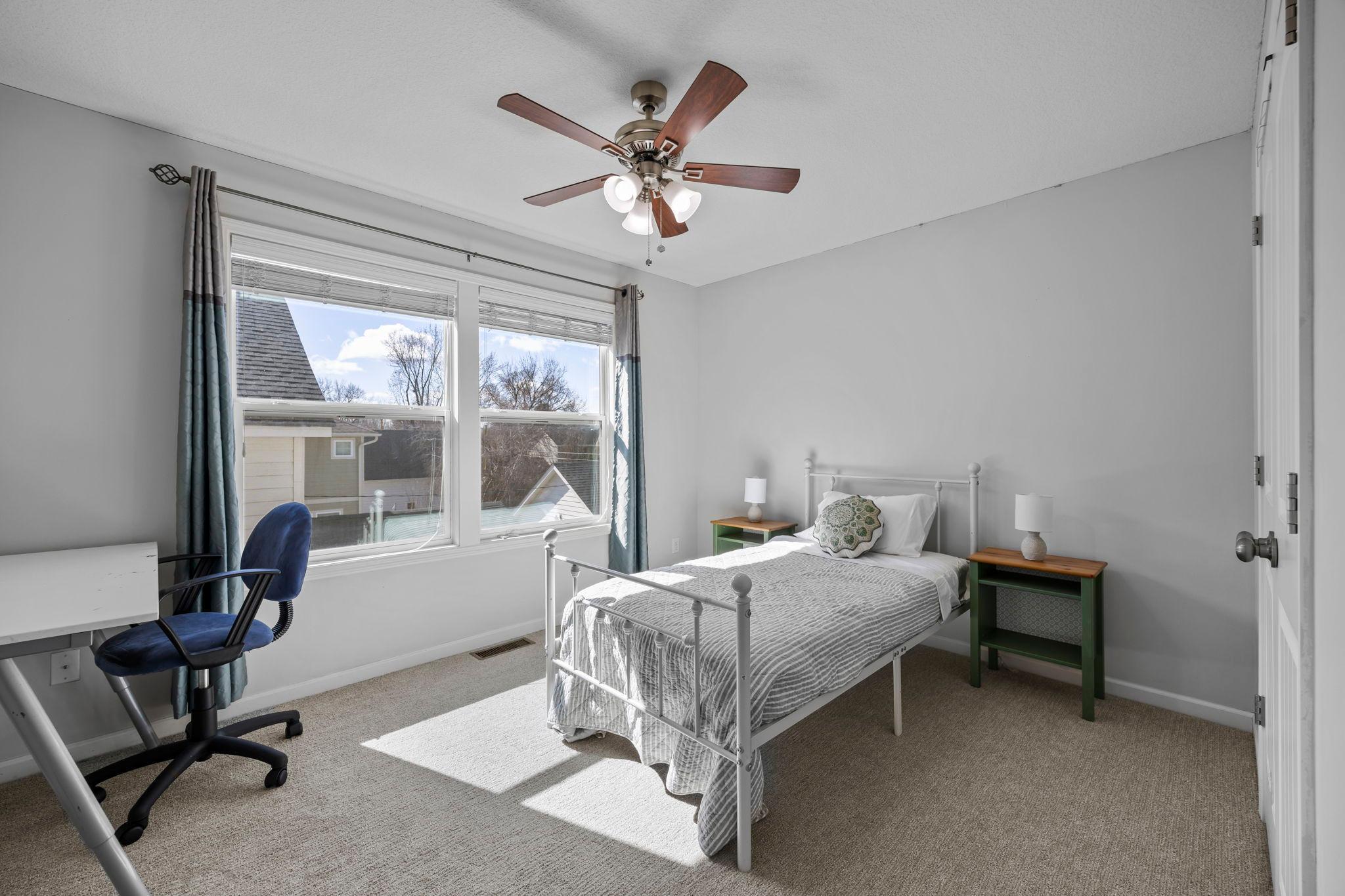 49-web-or-mls-5928 Wooddale Ave-229.jpg