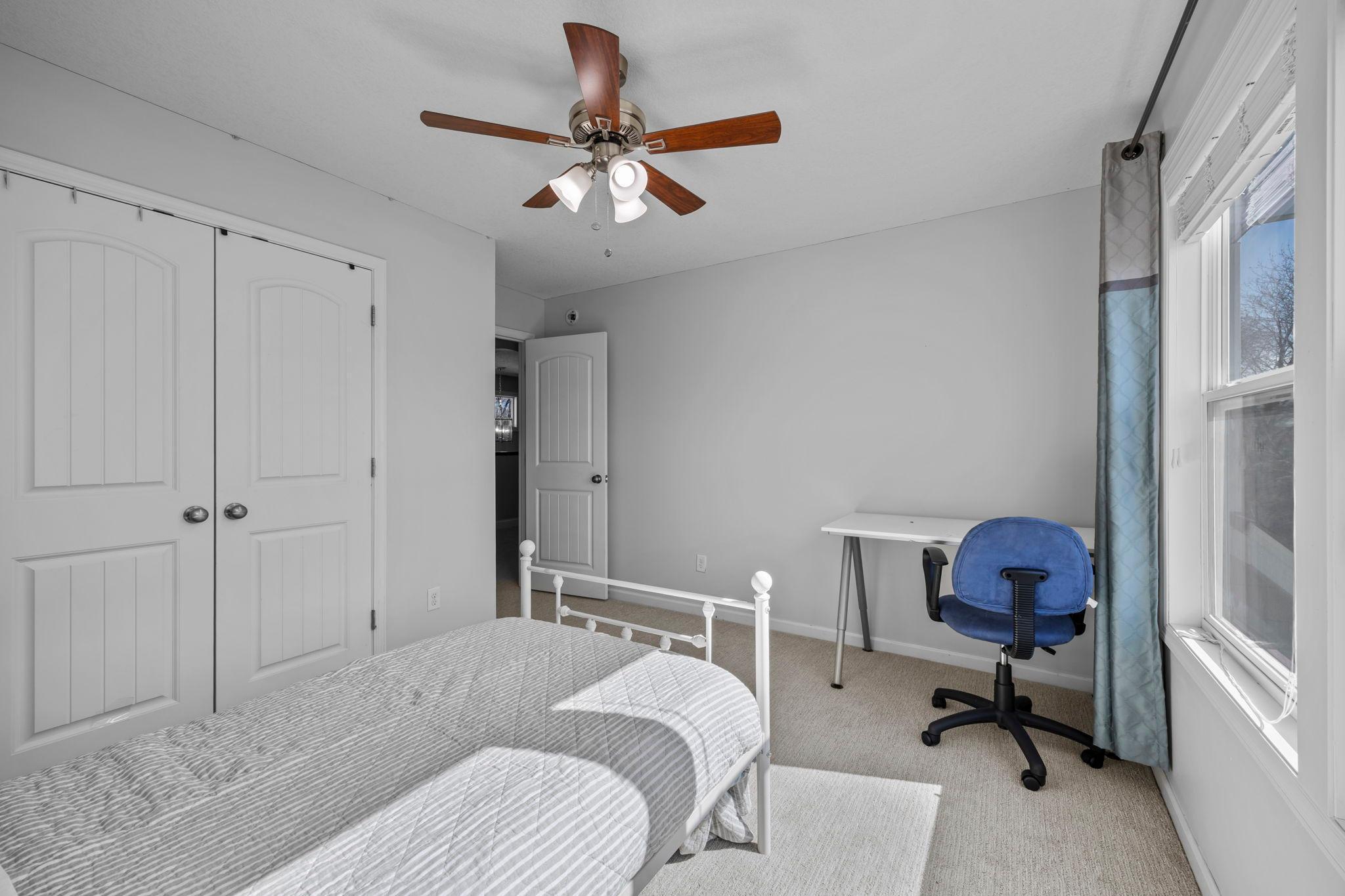 54-web-or-mls-5928 Wooddale Ave-234.jpg