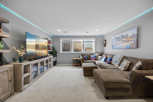 5928 Wooddale Avenue, Edina, MN 55424
