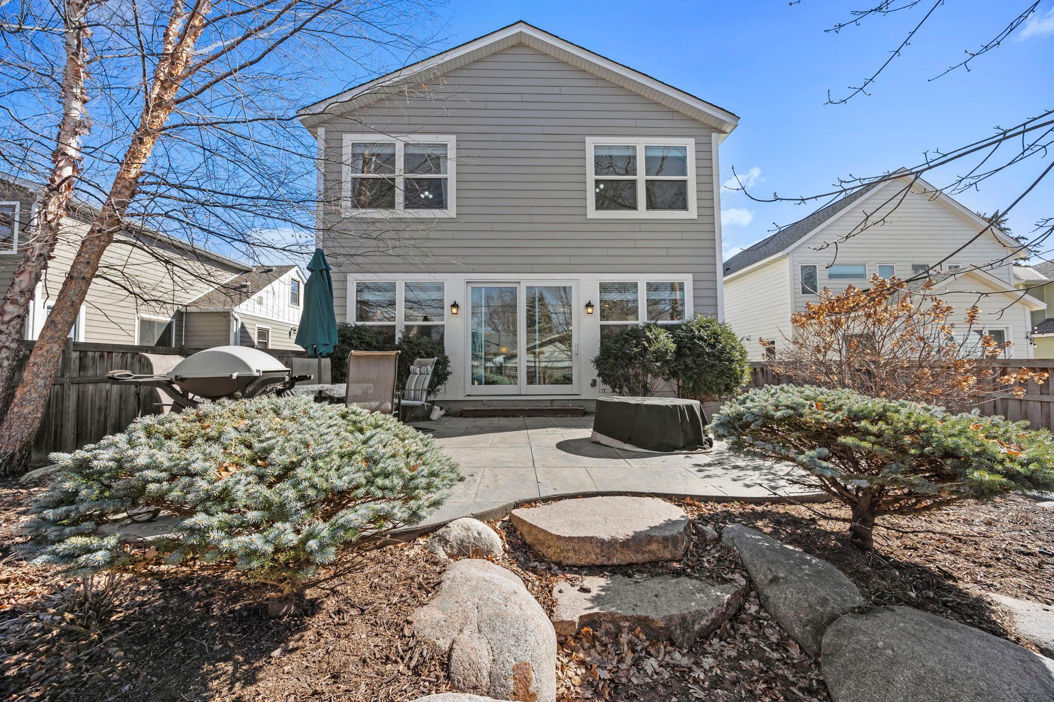 67-web-or-mls-5928 Wooddale Ave-61.jpg