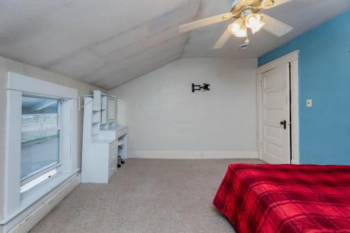 506 4th Avenue SW, Valley City, ND 58072
