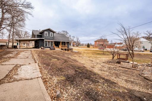 506 4th Avenue SW, Valley City, ND 58072