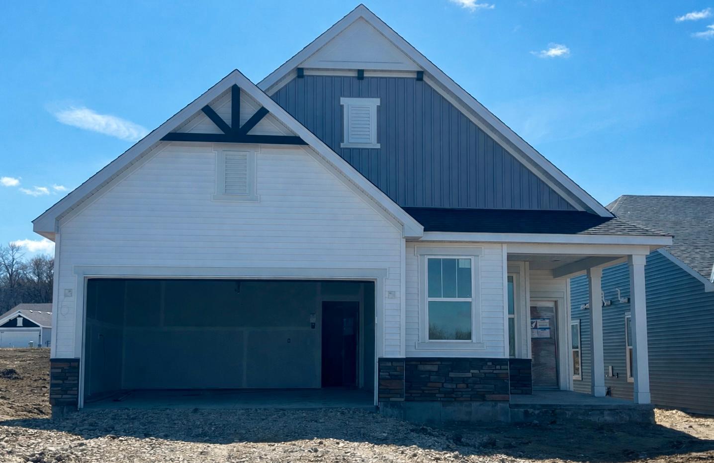 19655 Hunters Ridge - Passport Home - Ready in end of May - NOTE** Photos are of Model Home. Actual Home finishes and features may vary. Please reach out for more information!