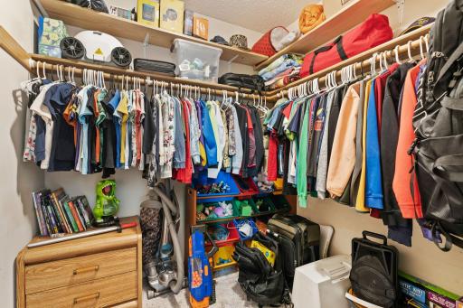 40-web-or-mls-1493 Connecticut Dr SE-40.jpg