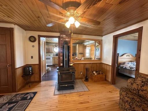 sitting w/wood burning fireplace