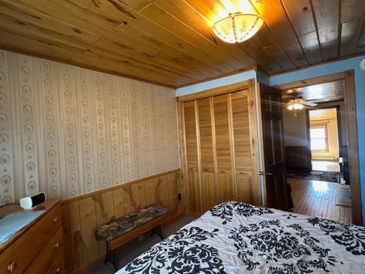 Main floor bdrm closet